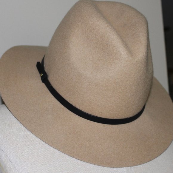 BANANA REPUBLIC Wool Hat - Picture 3 of 6